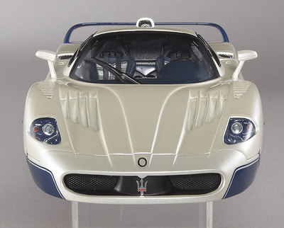 MASERATI MC12 BY HOT WHEELS ELITE EDITION 1:18 L2986 NEW IN BOX