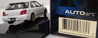 Subaru Impresa WRX Sti Wagon 2001 White 1:43 AutoArt 58633