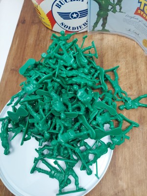 未開封 トイストーリー BUCKET O SOLDIERS グリーンアーミーメン 未