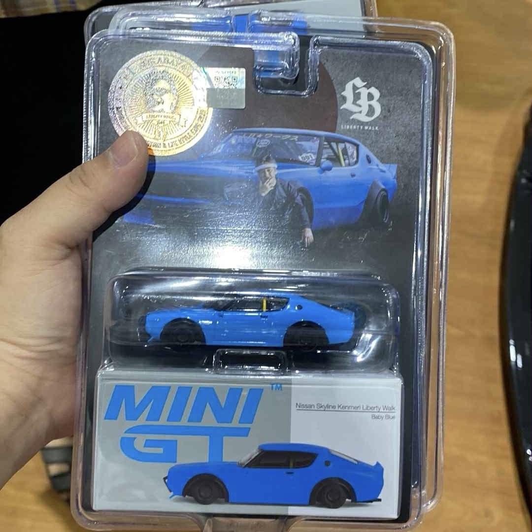 Mini GT #712 Nissan Skyline Kenmeri Liberty Walk Baby Blue IMX