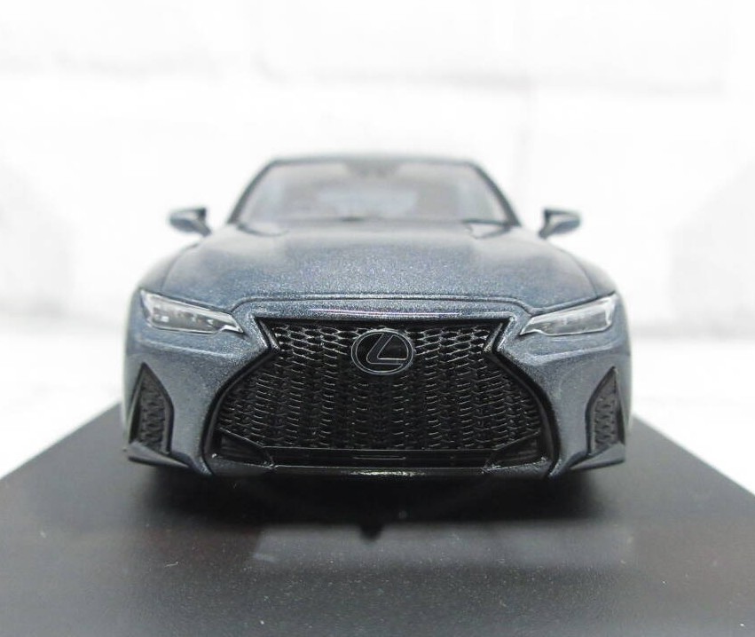 Kyosho 1/43 Lexus IS500 F SPORT Performance Gray Diecast Model