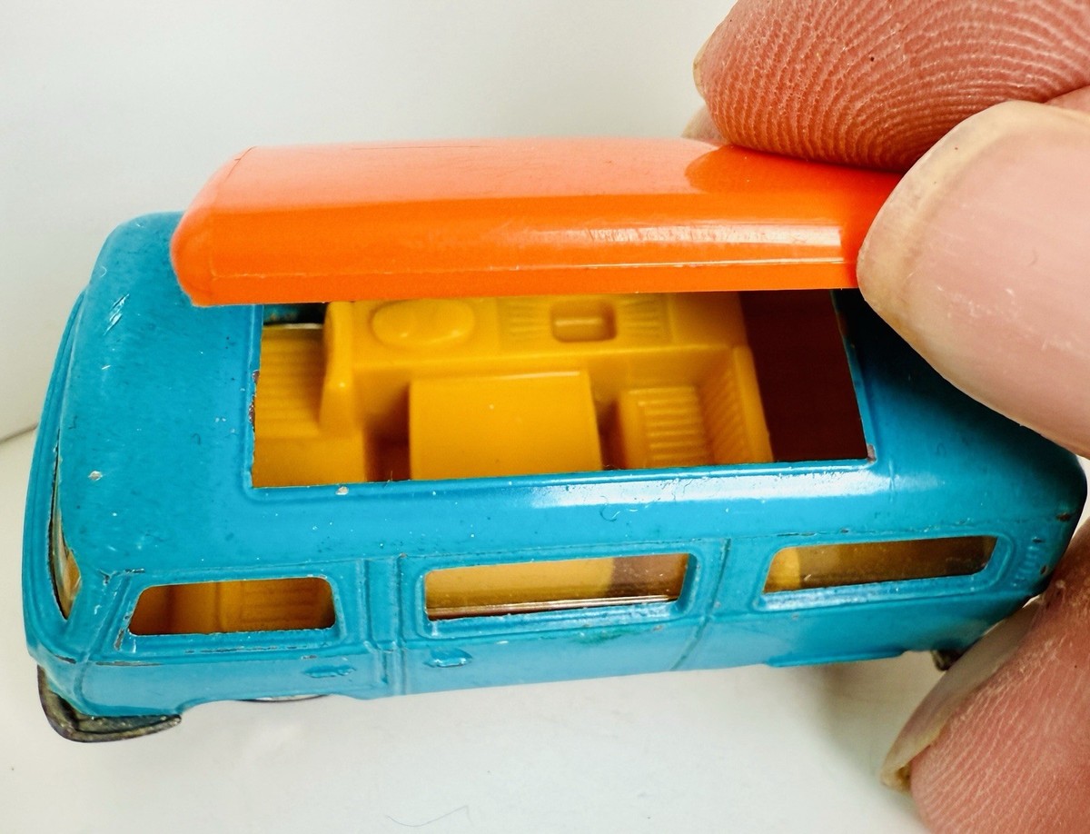 Matchbox 1970 Lesney Superfast No 23 Volkswagen VW Camper Van Bus