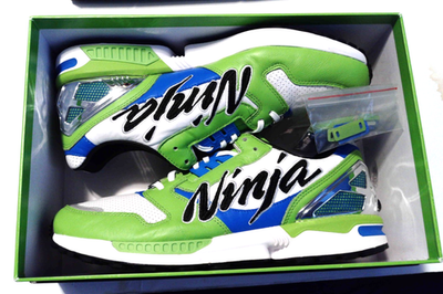 Adidas Sz.13 Men's White, Black, Blue, Chrome ZX 8000 Ninja