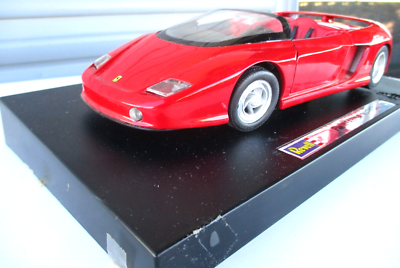 Revell! 1989 Pininfarina Ferrari Mythos Red Sports Car 1:18