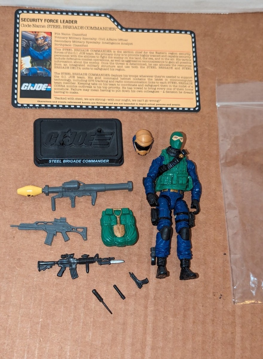 GI JOE COLLECTOR CLUB JOECON 2014 ZOMBIE INITIATIVE GOLD STEEL