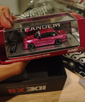 CHASE - INNO64 BMW E30 Pandem Rocket Bunny Indonesia Diecast Expo
