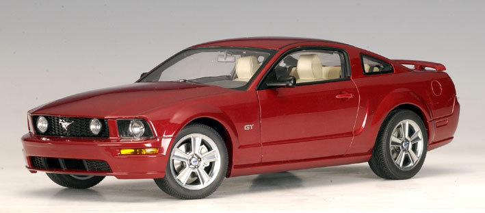 2005 Ford Mustang GT Coupe 1/18 Scale by AUTOart only 3000