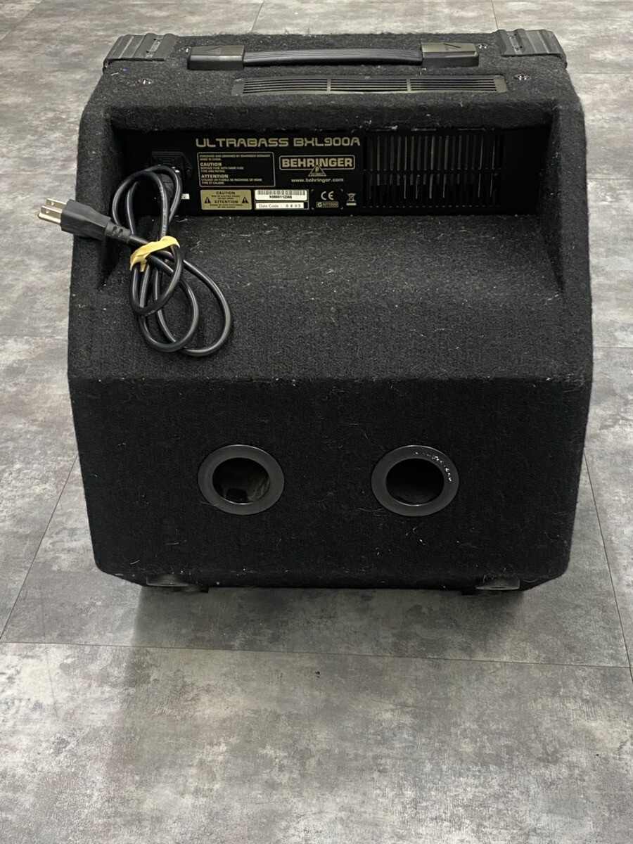 BEHRINGER BXL900A 90W, 2-channel 1 x 12