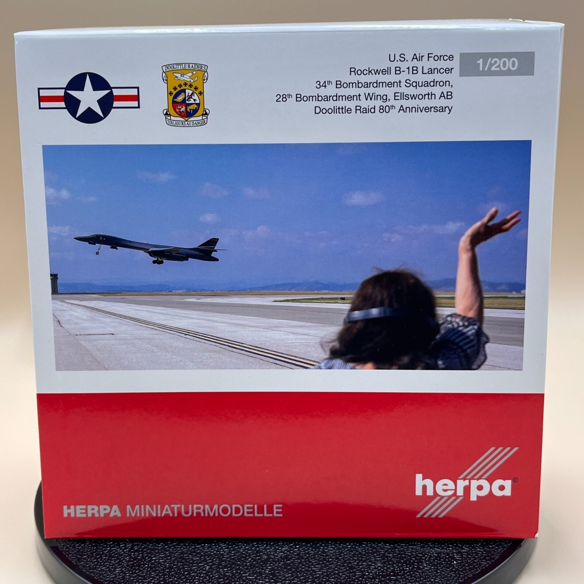 Herpa 1/200 U.S. Air Force Rockwell B-1B Lancer 85-0060