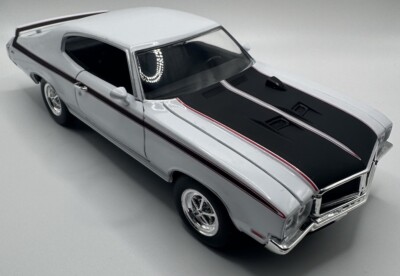 1970 Buick GSX, WHITE/BLACK1:24 scale Die-cast Model RARE FIND | eBay