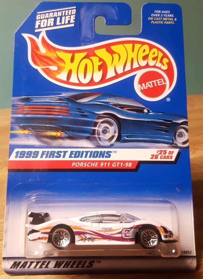 Hot Wheels Porsche 911 GT1-98 White 1:64 Scale 1999 First Editions