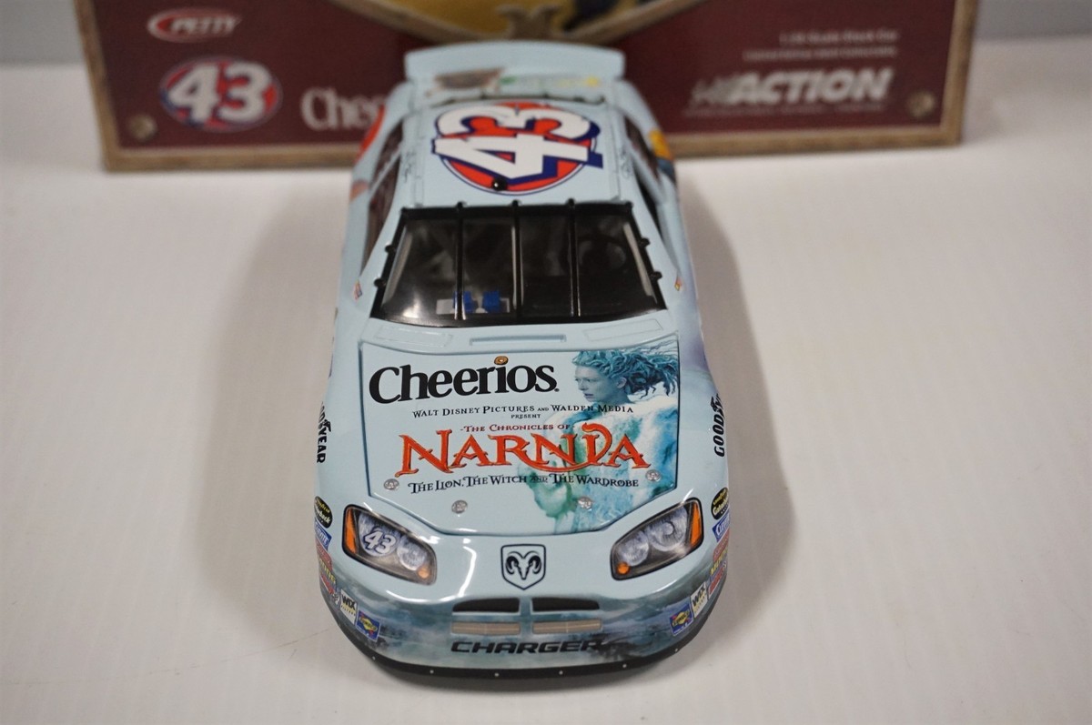 1/24 Jeff Green #43 Cheerios / Narnia 2005 Diecast Car Action