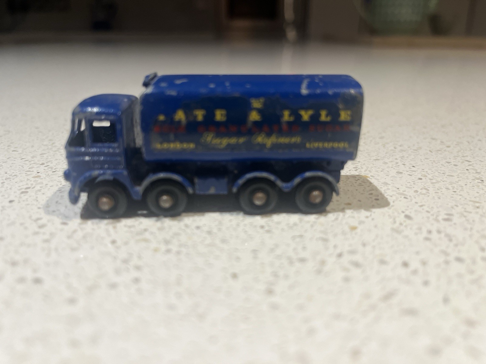 Matchbox 10c, Foden 8 Wheel Truck - Free Price Guide & Review