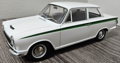 Lotus Cortina Mk1 White 1 18 Diecast Car Model by AUTOart 75331