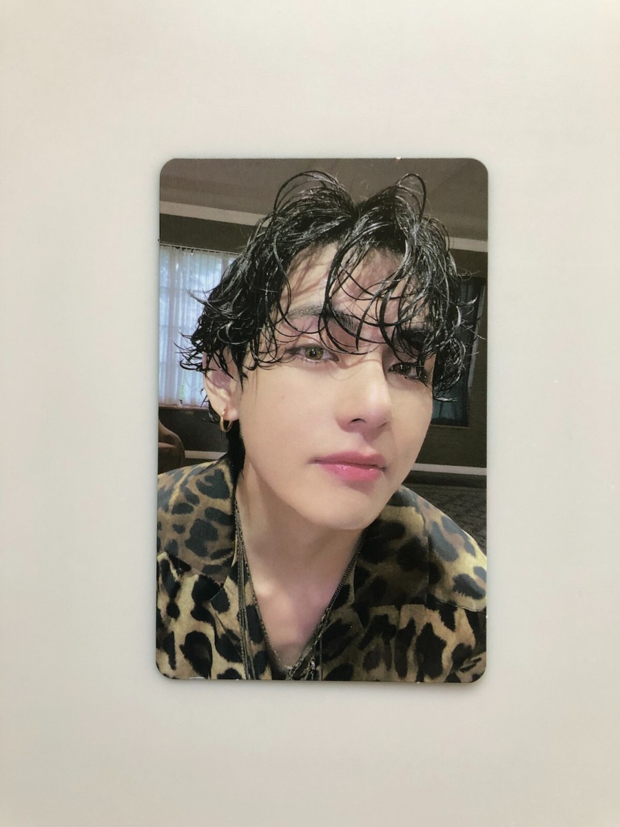 BTS V Taehyung Memories of 2020 Blu-ray & 2021 DVD Official Photo