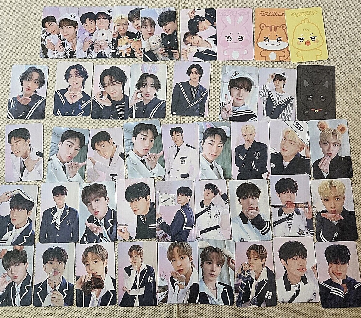 ATEEZ ANITEEZ IN ILLUSION SOUNDWAVE POP-UP MD OFFICIAL RANDOM