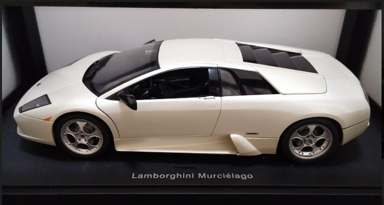 DIECAST 1:18 AUTOart Lamborghini Murcielago 2001 aventador huracan