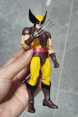 In Stock CT Toys MAFEX No.138 X-MEN Wolverine Brown Suit COMIC Ver