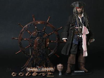 HOT TOYS DX06 PIRATES OF THE CARIBBEAN CAPTAIN JACK SPARROW