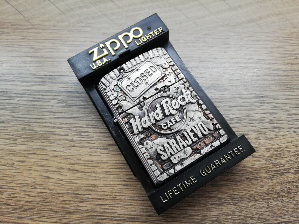 VERY RARE 1998 ZIPPO MILITARY NATO KFOR FORCE HARD ROCK CAFFE