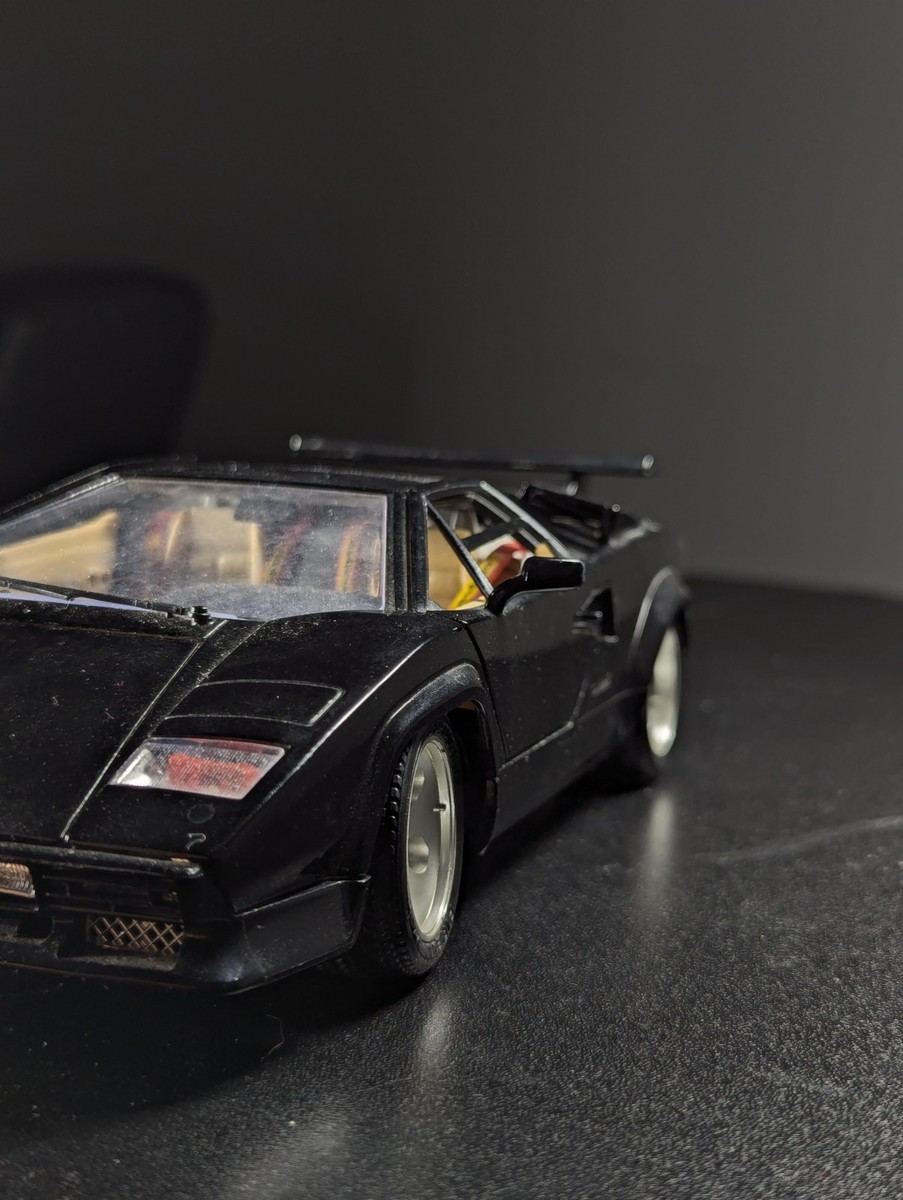 Burago Lamborghini Countach 1:18 Scale Diecast Model Car Black | eBay