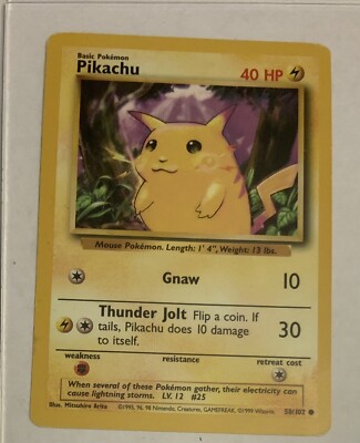 Pikachu Yellow Cheeks 1999 Base Set 1st Generation Pokemon Card