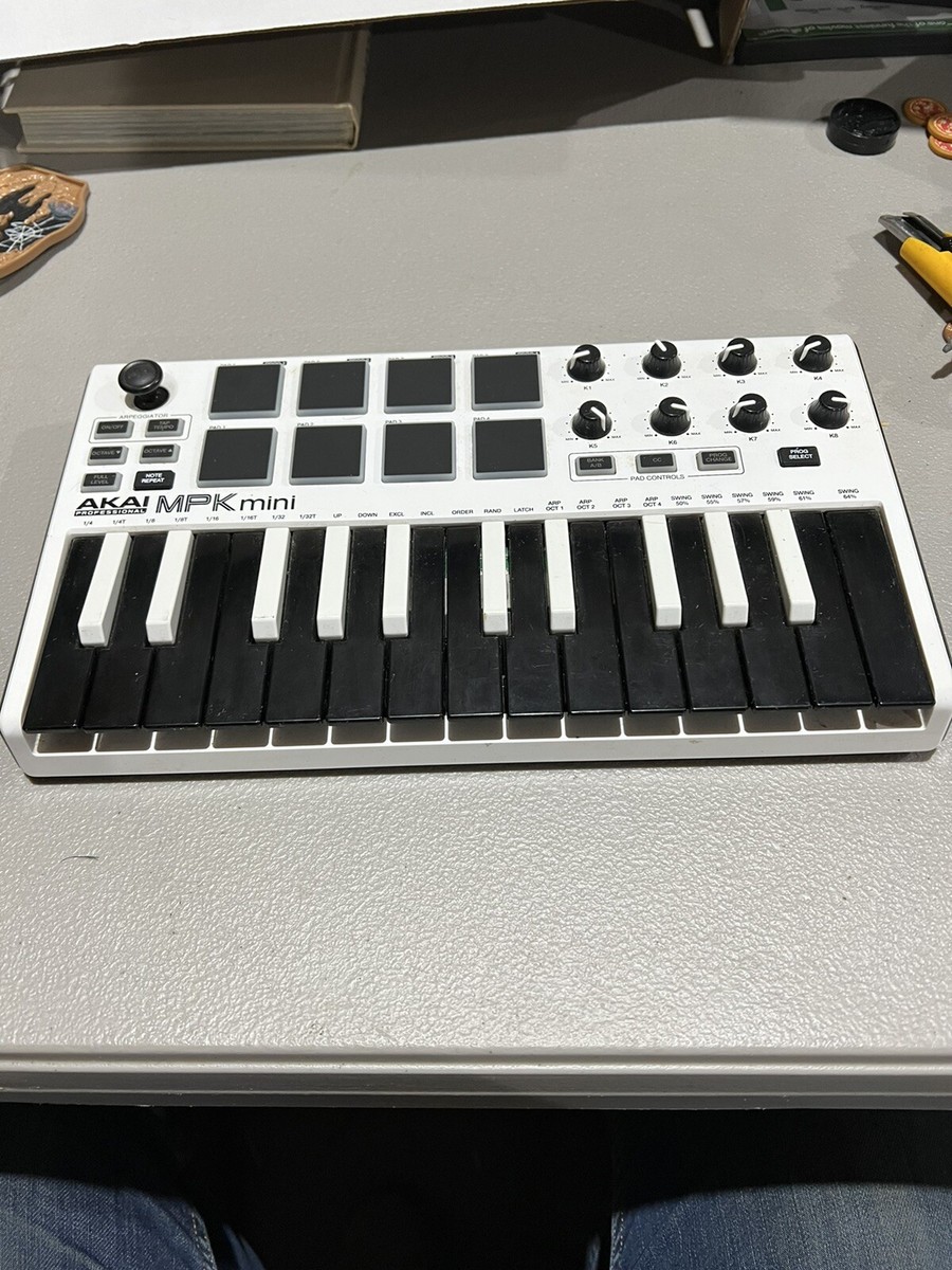 Akai MPK Mini MKII MK3 White 25-Key USB MIDI Keyboard Controller