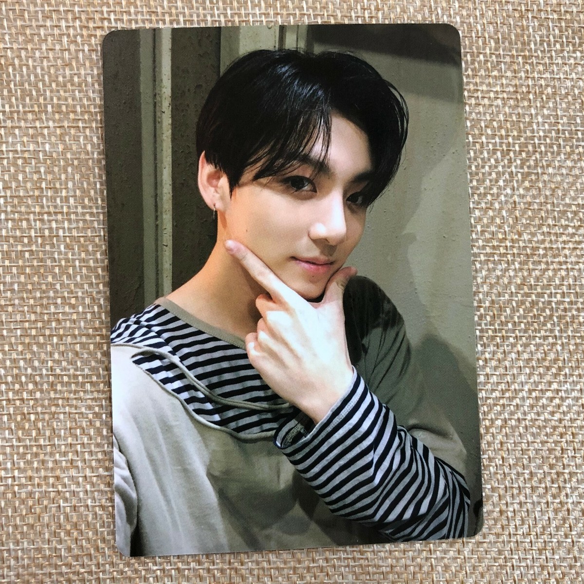 BTS JUNGKOOK [ ARMY Bomb LightStick Ver 3 ] Official Photocard