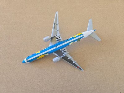 1:400 Boeing 777-300 ANA All Nippon Airways Pokemon Peace Jet