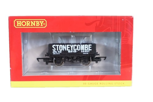 Hornby Thomas and Friends OO Gauge R9097 Diesel D7101 Bear Train