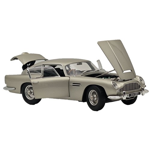 Sun Star 1963 Aston Martin DB5 Black 1:18 Die Cast Model Car 1/18