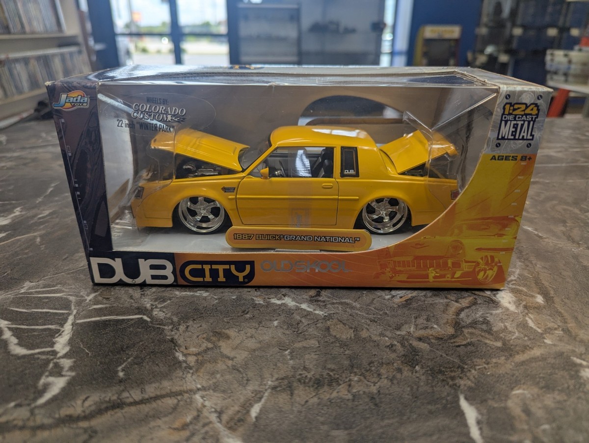 Dub City Car 1987 Yellow Buick Grand National Regal 1:24 Die Cast