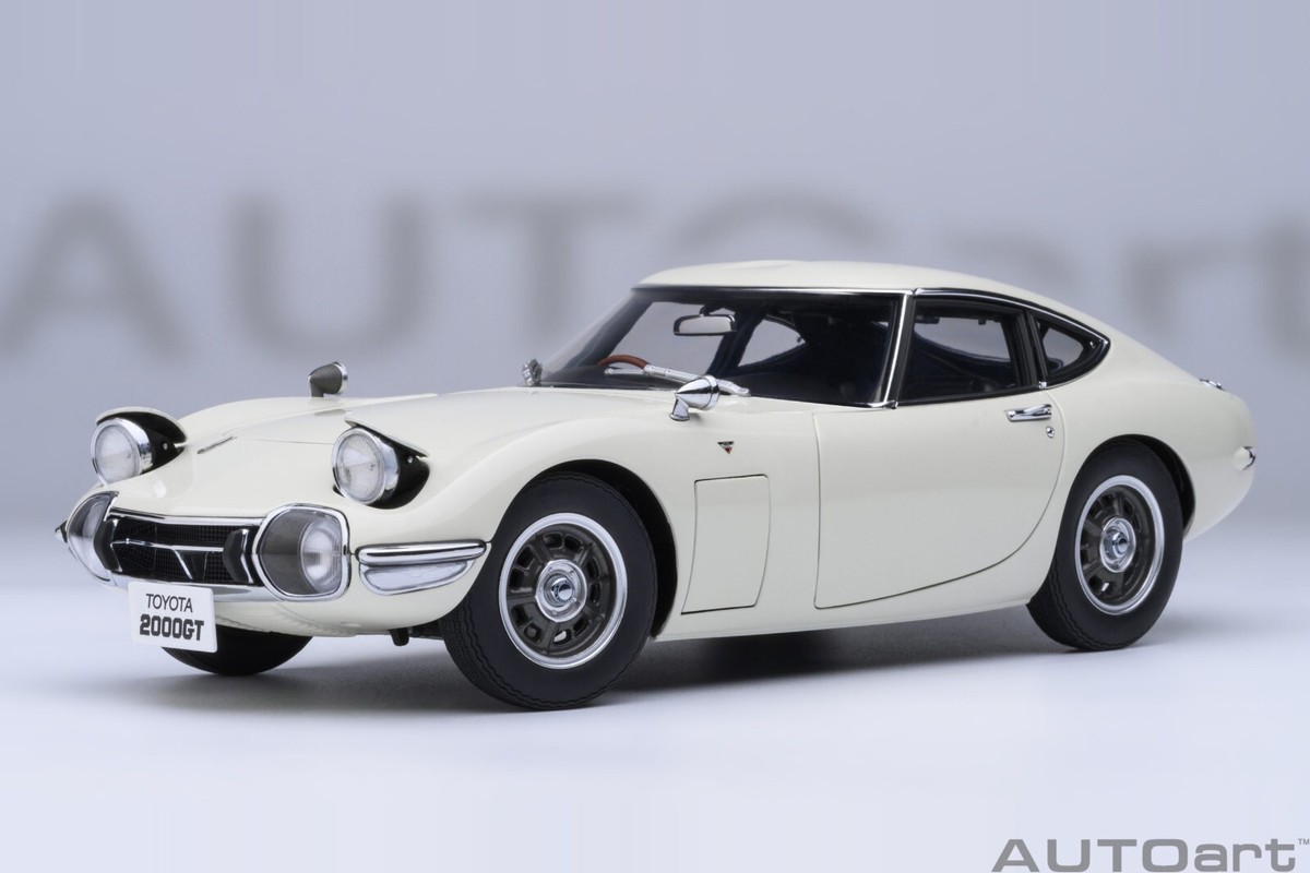 Autoart Toyota 2000GT 1967 (White) 1/18 Scale New Release! | eBay