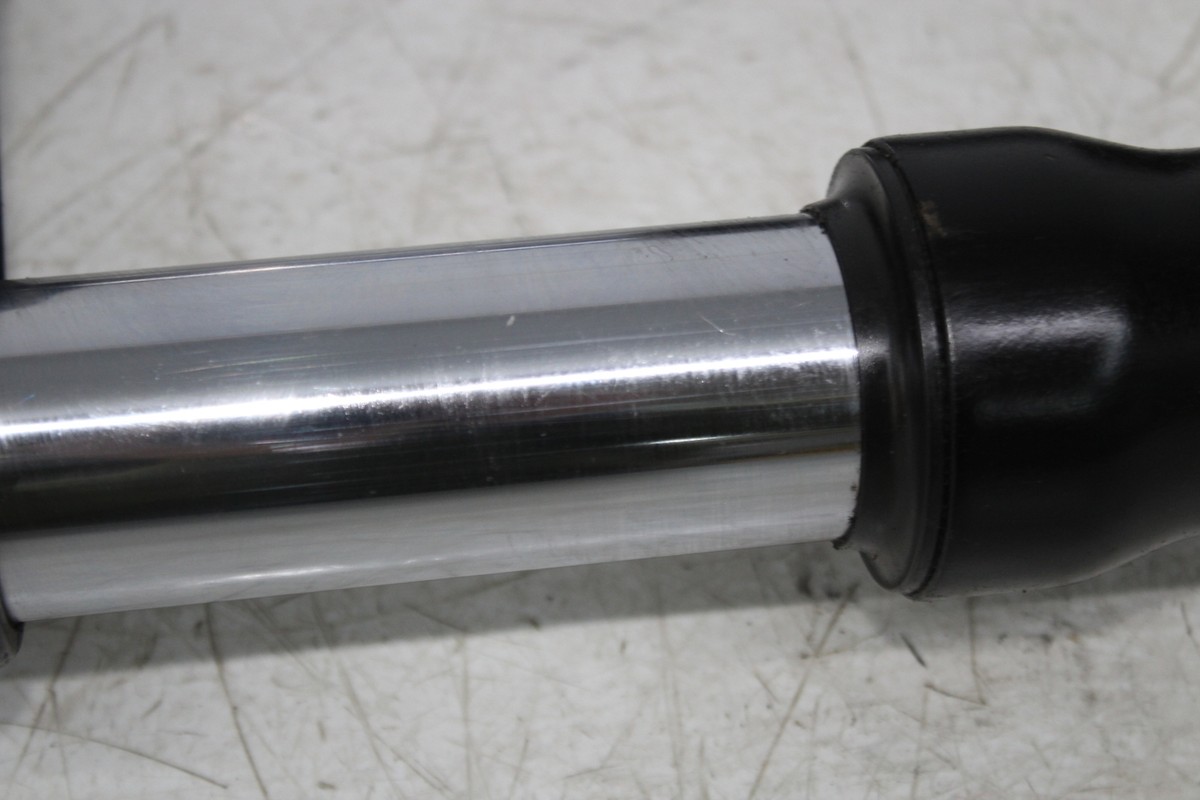 98-99 KAWASAKI NINJA ZX9R FRONT FORKS TRIPLE TREE CLAMP FORK TUBES