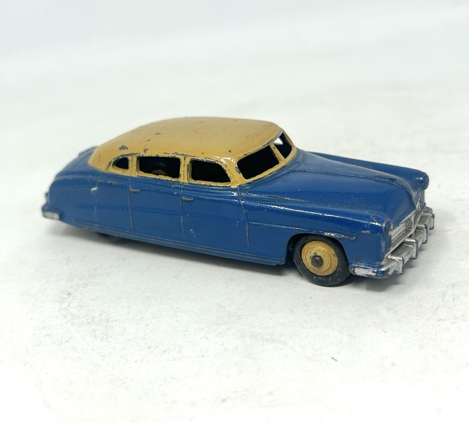 Dinky 171, Hudson Commodore Sedan - Free Price Guide & Review