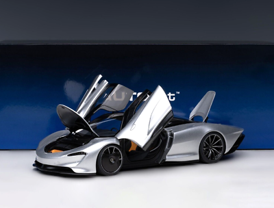 1/18 McLaren Speedtail Supernova Silver W/Suitcases Model Car By