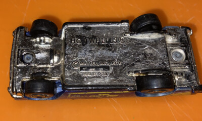 VINTAGE 1976 HOT WHEELS 57' CHEVY Rare METALLIC BLUE Original Old