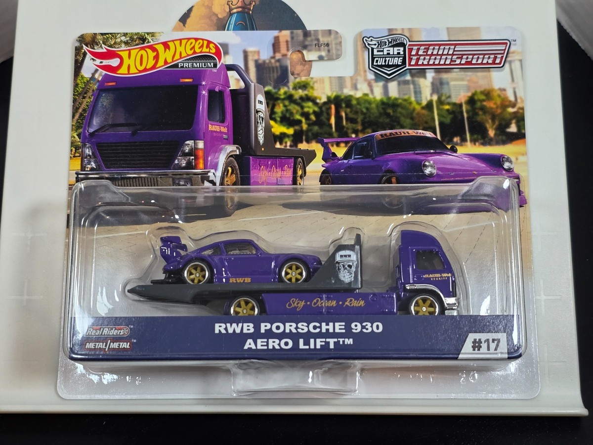 Hot Wheels Team Transport - RWB Porsche 930 w/ Aero Lift - NEW