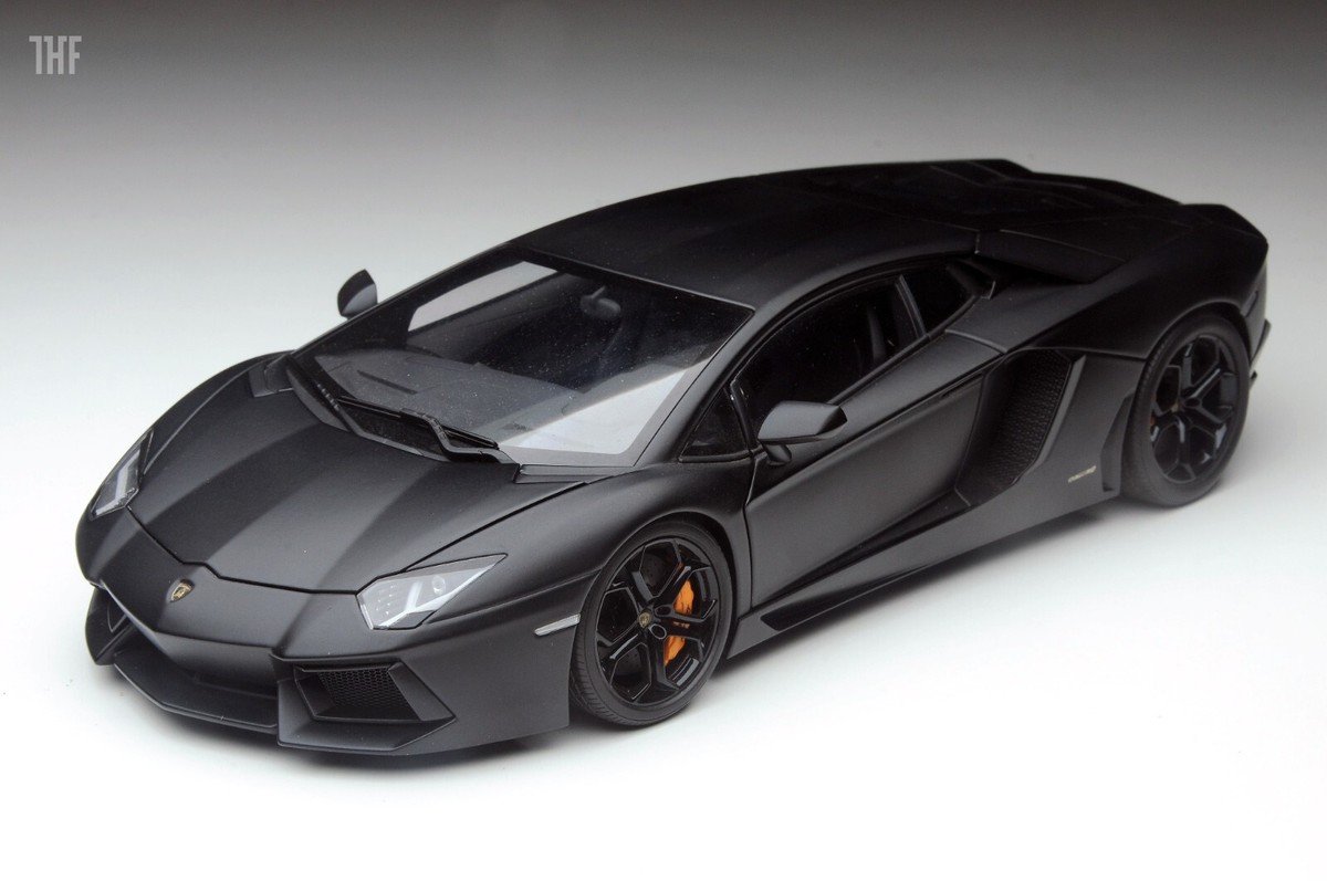 1/18 AUTOart Lamborghini Aventador LP700-4 Matt Black-74661 | eBay
