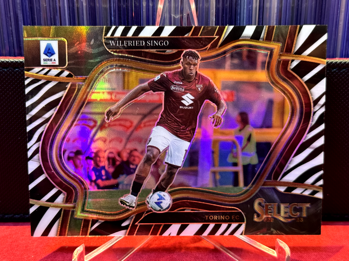 2022-23 Panini Select Serie A Field Level Zebra Prizm 07/20