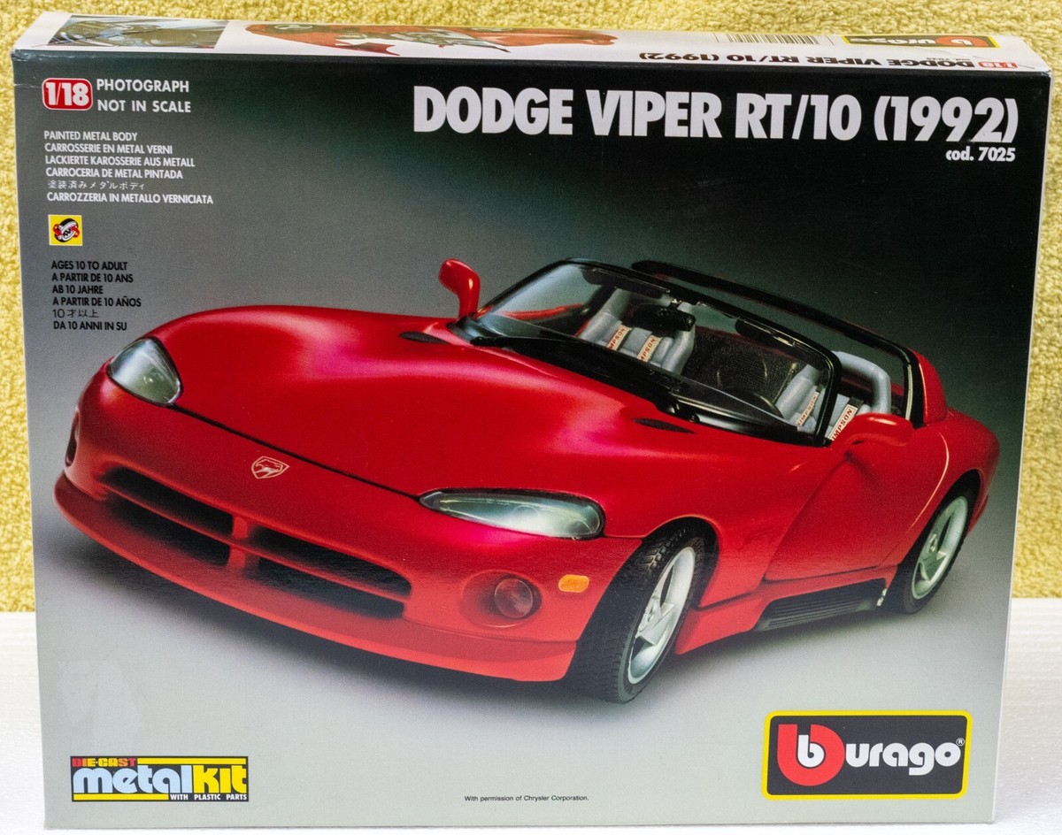 1992 BBURAGO METAL MODEL 7025 Dodge VIPER RT/10 Red Roadster