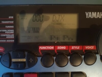 Yamaha DJX, PSR-D1, EDM Keyboard With LED Backlight Display, AC