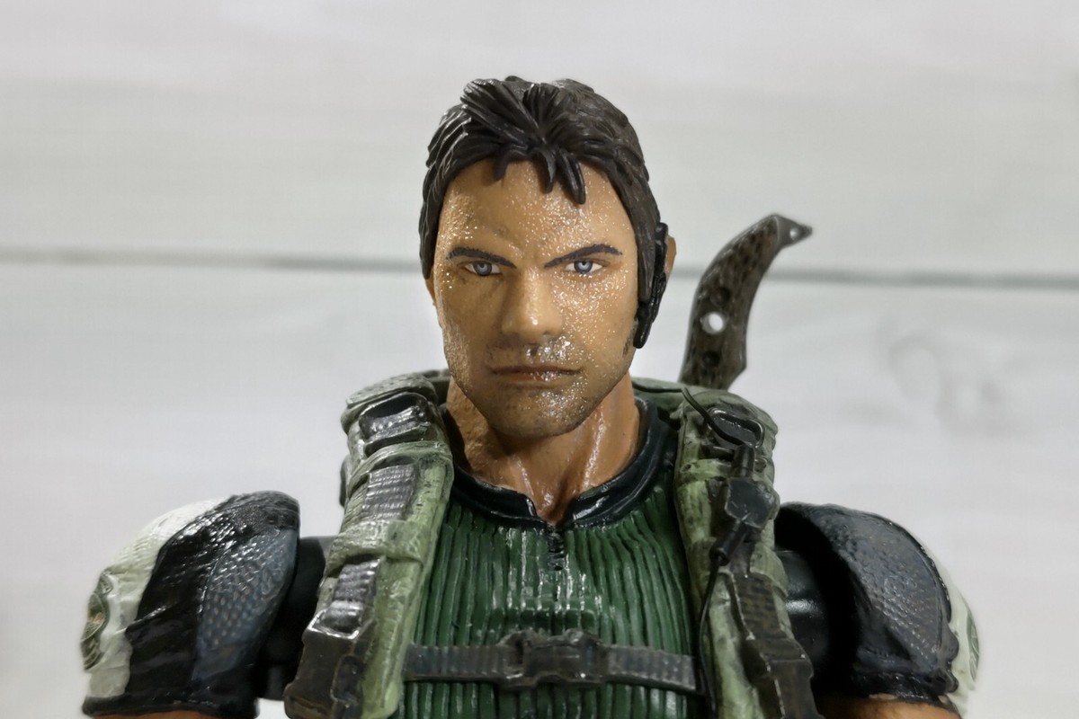 Resident evil 5 Biohazard Play Arts Kai Chris Redfield Action