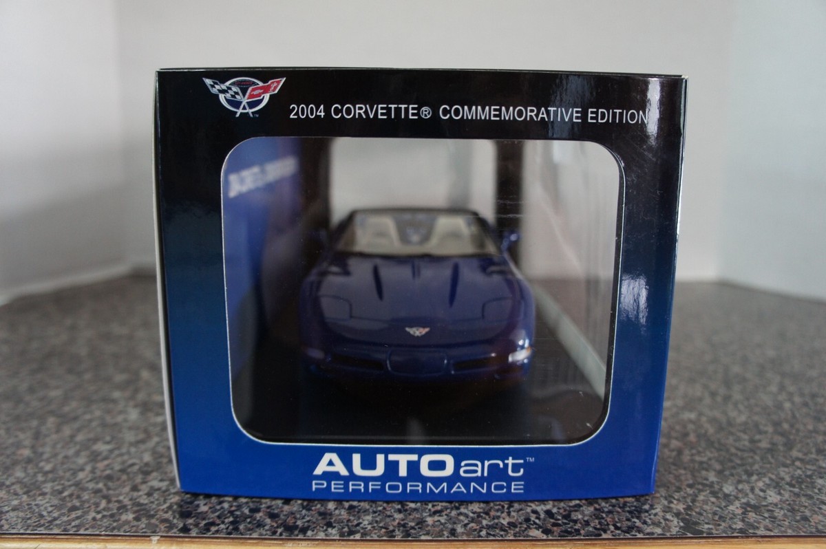 1:18 Autoart Performance 2004 Corvette Commemorative Edition Blue