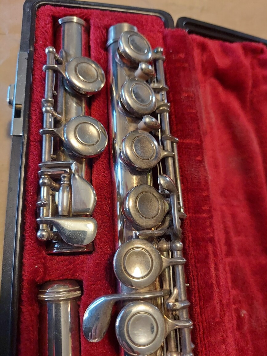 Yamaha YFL-211S Flute, Japan, Very Good Condition | eBay