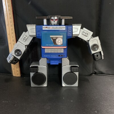RARE Vintage 1984 AM Radio Robot Transformer Tai Fong Boom Box