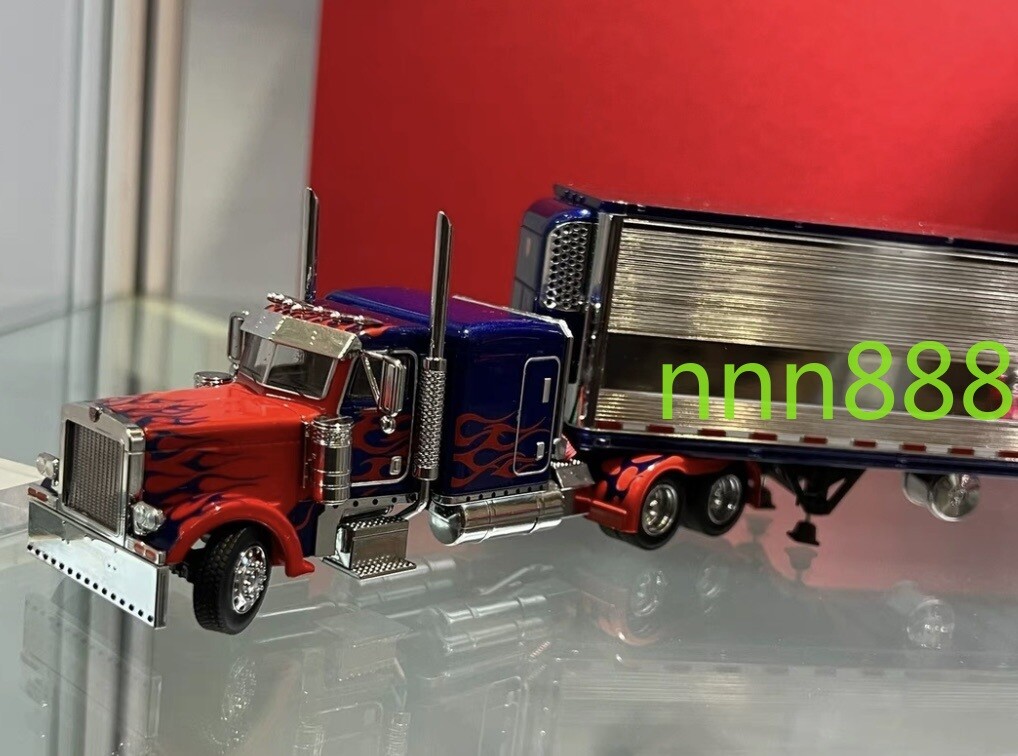596 Model 1:64 Peterbilt Optimus Prime Truck 2025 HEC Limited