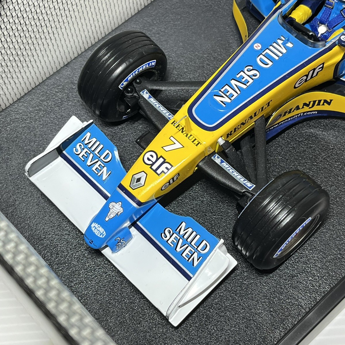 Hot Wheels 1/18 Renault F1 Team R23 Jarno Trulli #7 MILD SEVEN