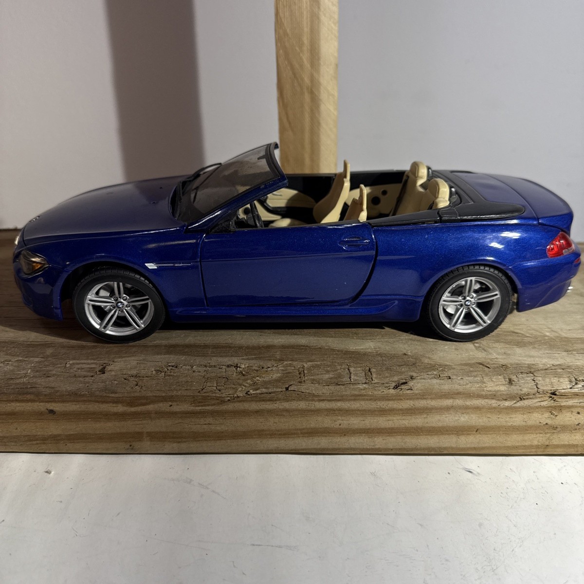 Maisto 1:18 BMW M6 Cabriolet Special edition Blue | eBay