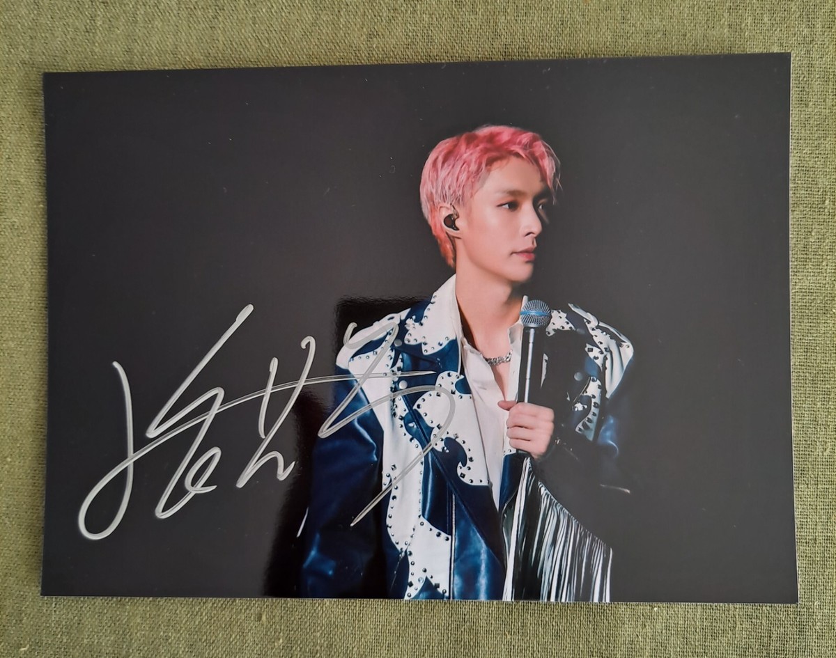 LAY ZHANG YIXING Autographed Signed Photo 未至之境 5*7 COLLECTION